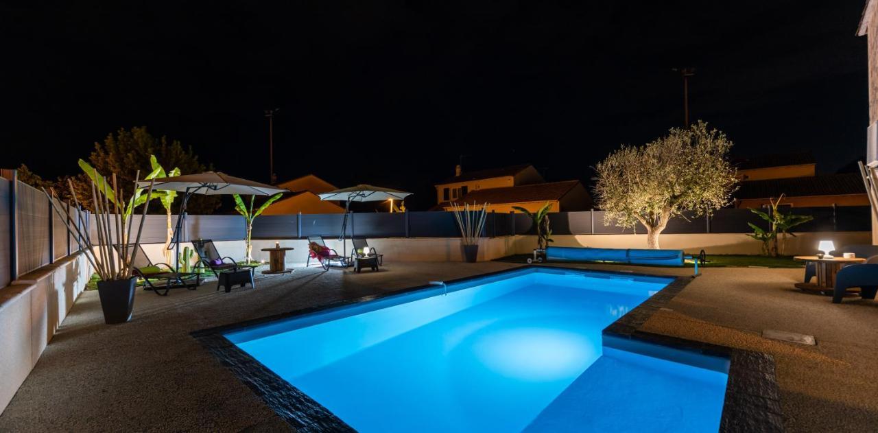 Villa Des Oliviers Sublime Villa Avec Piscine Chauffee Et Privee Et Baby Foot Bon-Encontre Εξωτερικό φωτογραφία