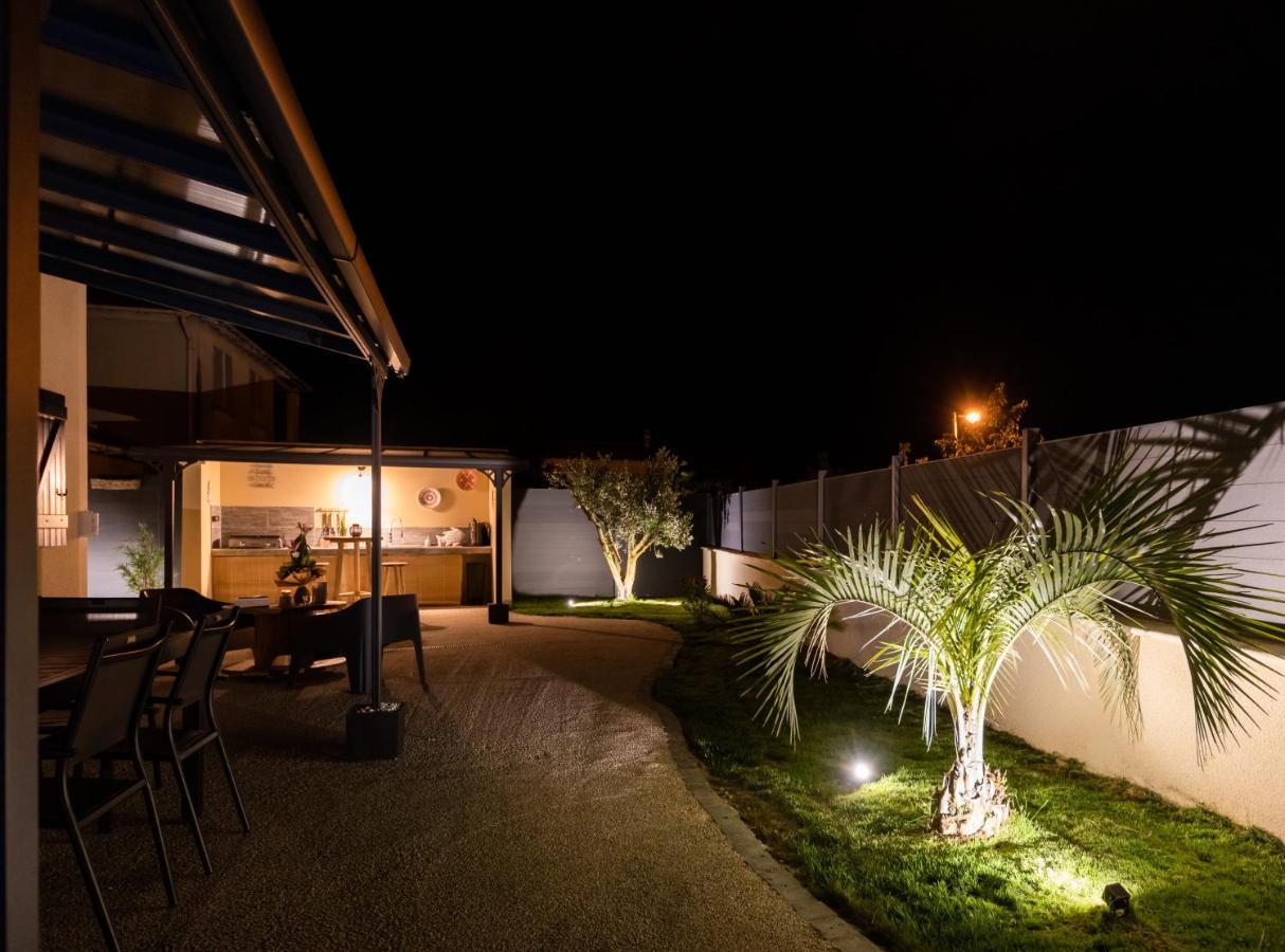 Villa Des Oliviers Sublime Villa Avec Piscine Chauffee Et Privee Et Baby Foot Bon-Encontre Εξωτερικό φωτογραφία