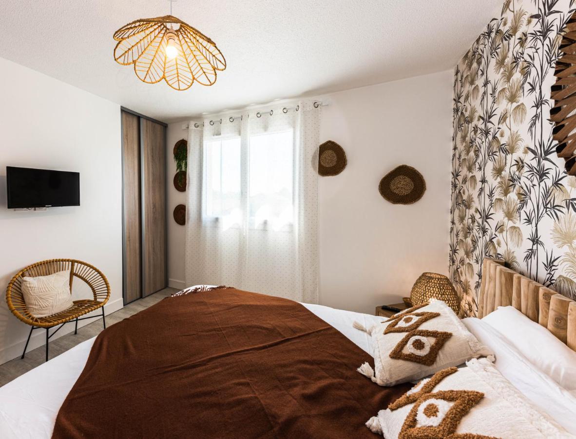 Villa Des Oliviers Sublime Villa Avec Piscine Chauffee Et Privee Et Baby Foot Bon-Encontre Εξωτερικό φωτογραφία