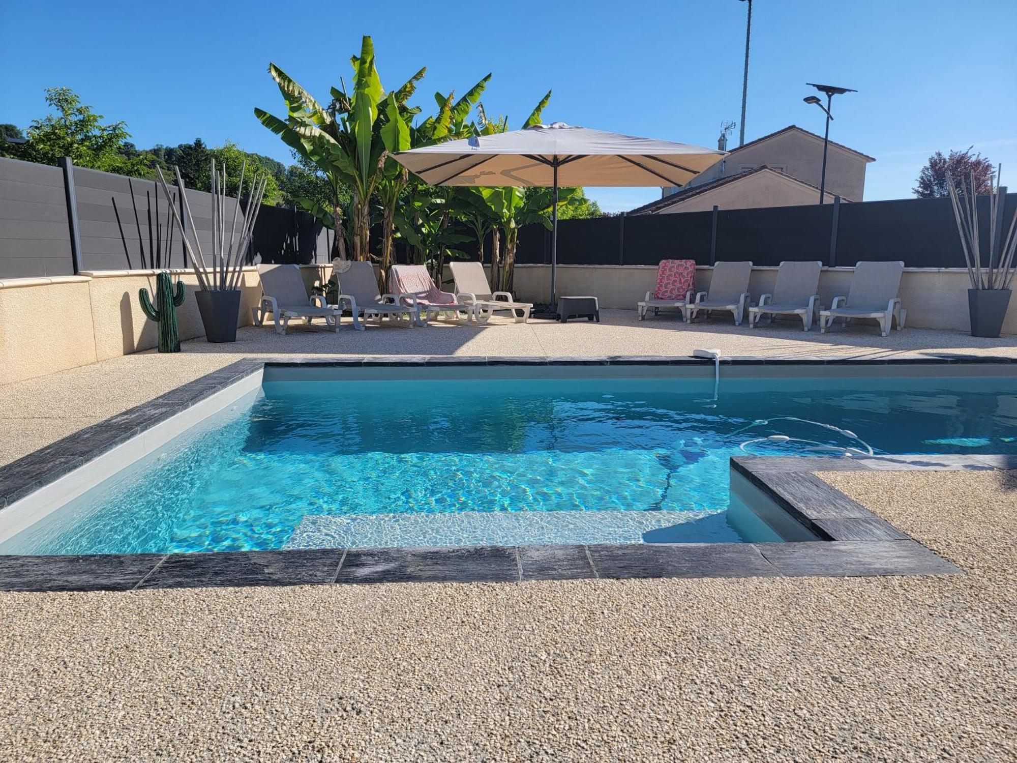 Villa Des Oliviers Sublime Villa Avec Piscine Chauffee Et Privee Et Baby Foot Bon-Encontre Εξωτερικό φωτογραφία